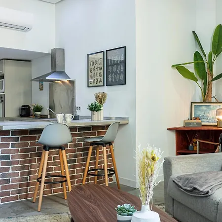 Cosy In The Old Town Near Garibaldi Square Appartement *